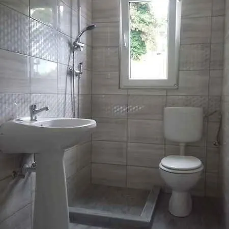 Dom wakacyjny In 42286 *