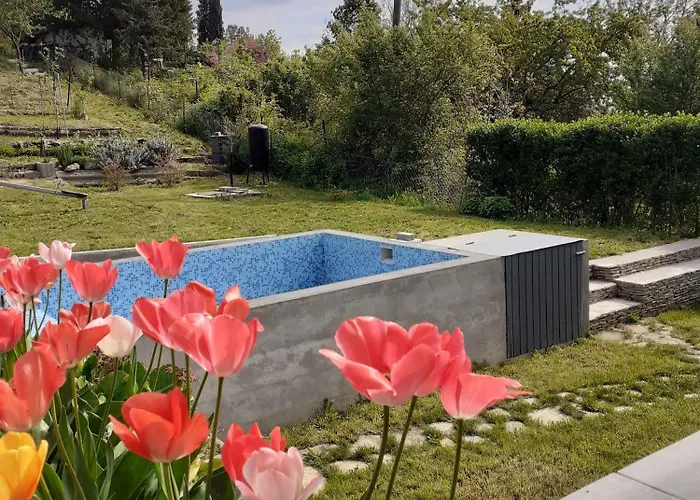 In 42286 * Балатондьёрёк