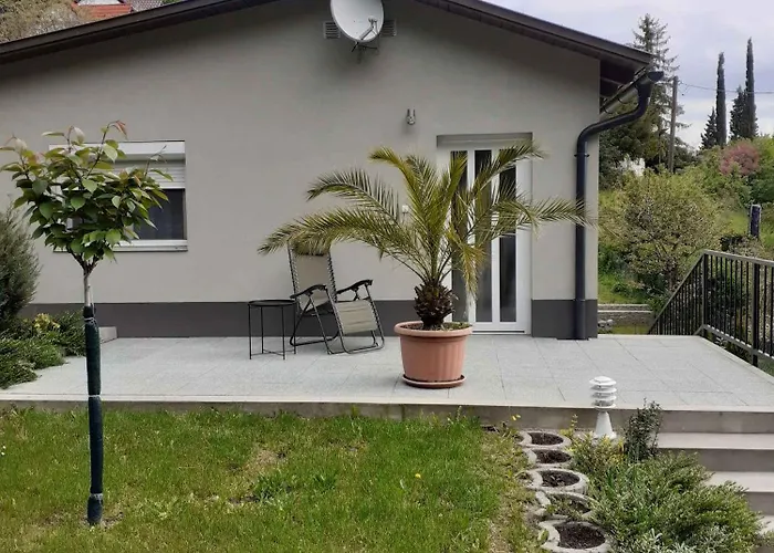 In 42286 בית נופש *